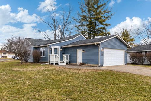 586 Mowrer Rd, Circleville, OH, 43113-1330 | Card Image