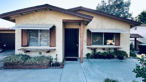 639 Corona St, Hemet, CA, 92545-2401 | Card Image