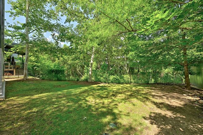 1700 S 6 Th St, House other with 3 bedrooms, 4 bathrooms and 2 parking in Austin TX | Image 33