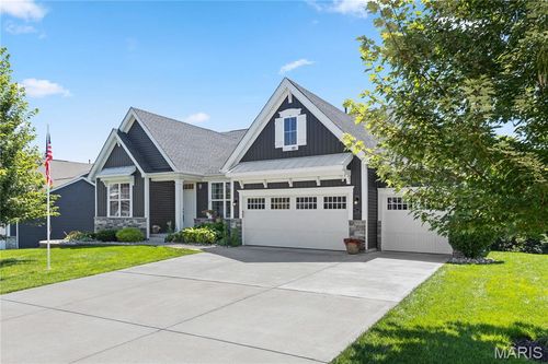1316 Silver Fern Dr, Lake St Louis, MO, 63367-4701 | Card Image