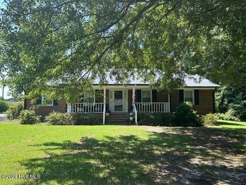 105 Adams St, Wallace, NC, 28466-6012 | Card Image