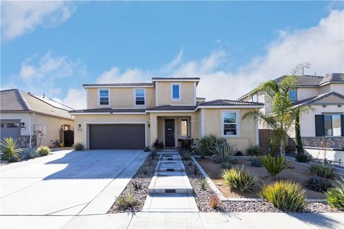 29827 Glacier Bay Dr, Winchester, CA, 92596 | Card Image