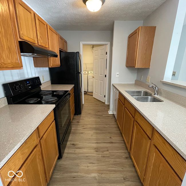 UNIT-101 - 8314 Glenwillow Ln, Condo with 2 bedrooms, 2 bathrooms and null parking in Indianapolis IN | Image 11