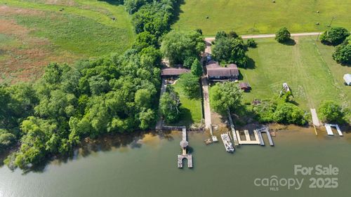 6822 Zelda Dr, Catawba, NC, 28609-9036 | Card Image