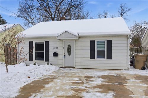 4218 Warwick Way, Madison, WI, 53711 | Card Image