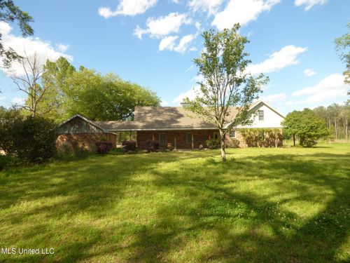 77 Z C Rushing Rd, Tylertown, MS, 39667-5910 | Card Image
