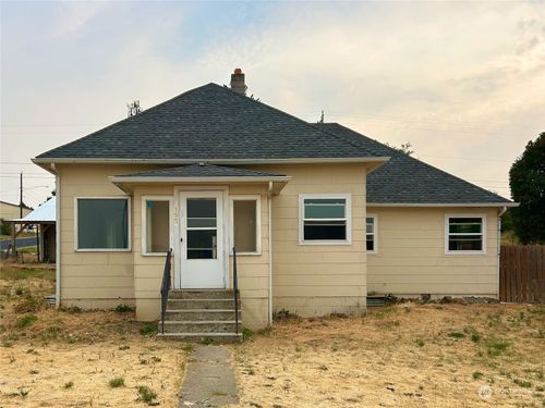 195 Se Railroad Street, Creston, WA, 99117 | Card Image