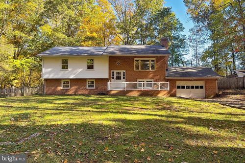 8918 Burwell Road, NOKESVILLE, VA, 20181 | Card Image