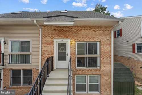 76b-76 N Bedford St, ARLINGTON, VA, 22201-1154 | Card Image