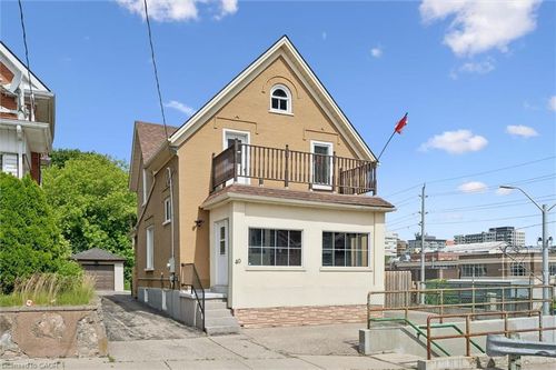 40 Madison Ave S, Kitchener, ON, N2G3M5 | Card Image
