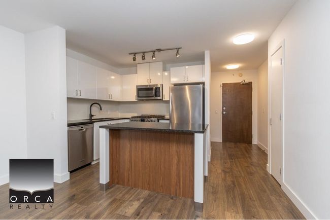 105 - 175 W 1 St Street, Condo with 1 bedrooms, 0 bathrooms and 1 parking in North Vancouver BC | Image 16