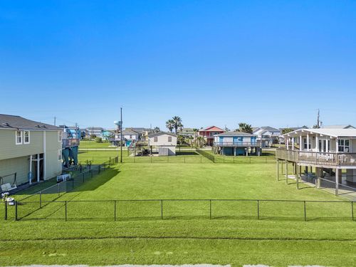 4208 Hardin Dr, Galveston, TX, 77554 | Card Image