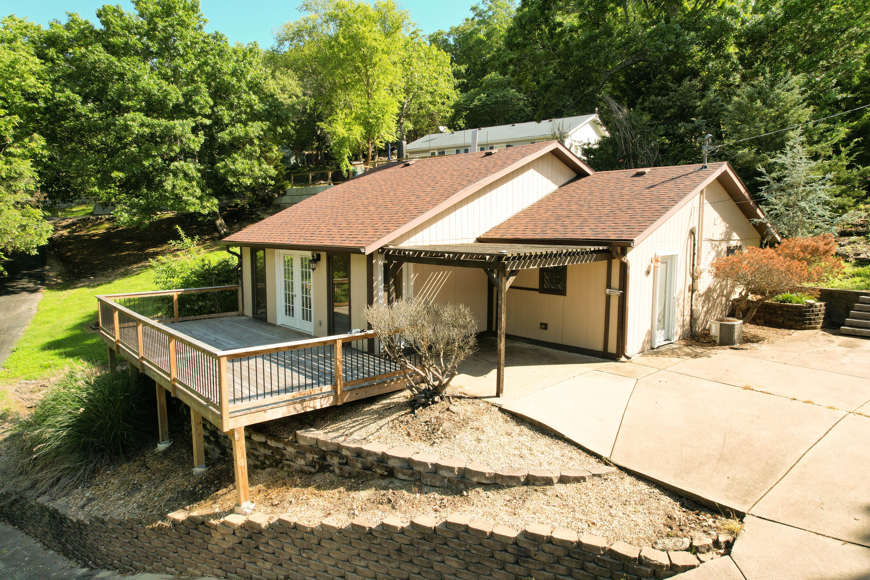 Residential in Branson West