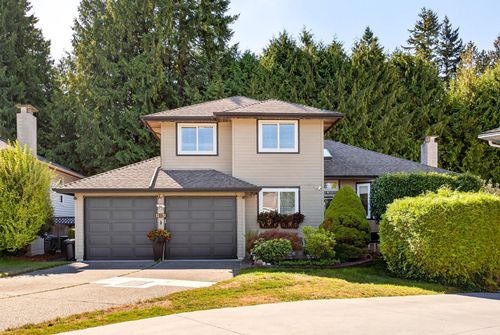 11570 71 Ave, Delta, BC, V4E3L3 | Card Image