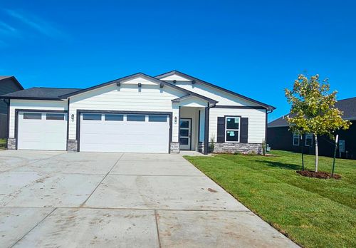 1220 E Northridge St, Valley Center, KS, 67147-4739 | Card Image