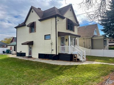 421 26th Street, House other with 3 bedrooms, 1 bathrooms and null parking in Niagara Falls NY | Image 3