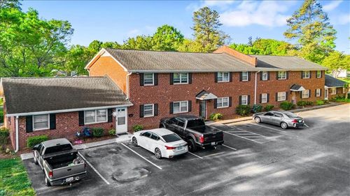 110 Hedgecock Ave, Winston-Salem, NC, 27104-3600 | Card Image