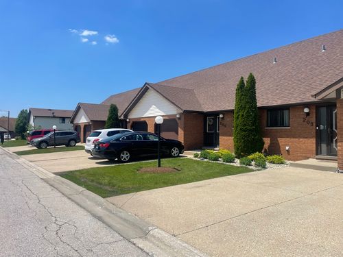 205 Fairview Dr, Manhattan, IL, 60442-9766 | Card Image