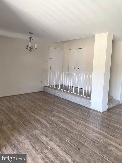 apt-202-15702 Dorset Rd, LAUREL, MD, 20707-5345 | Card Image