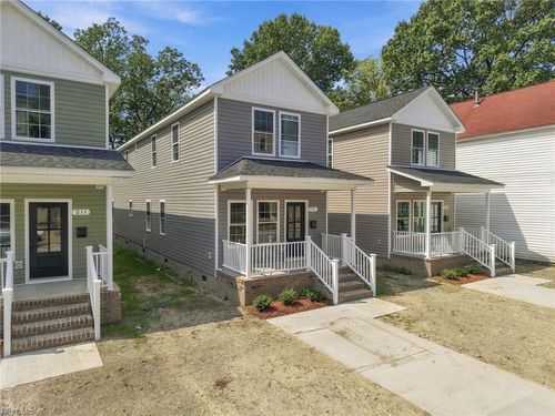 213 Claremont Ave, Hampton, VA, 23661-2707 | Card Image