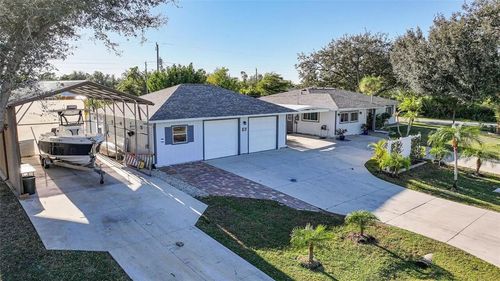 4639 Kempson Ln, PORT CHARLOTTE, FL, 33981-1730 | Card Image