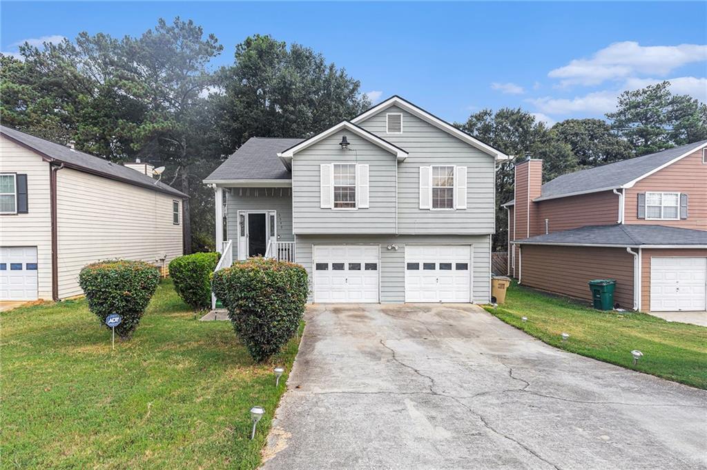 Rock Shoals Way, Atlanta, GA 30349