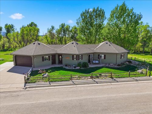 2417 N Canyon St, Spearfish, SD, 57783-2950 | Card Image