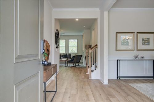 376 Collier Mills Rd, Lawrenceville, GA, 30045-6780 | Card Image