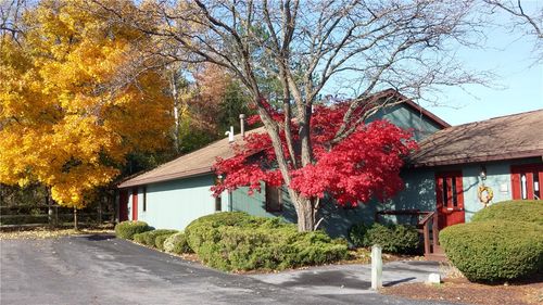 762 Pre Emption Rd, Geneva, NY, 14456-1336 | Card Image