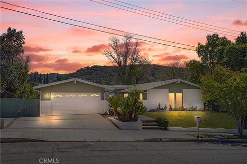 22740 Liberty Bell Rd, Calabasas, CA, 91302-5135 | Card Image