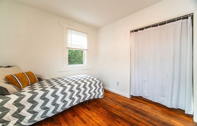 83 Armstrong St, House other with 2 bedrooms, 1 bathrooms and 3 parking in West Springfield MA | Image 17