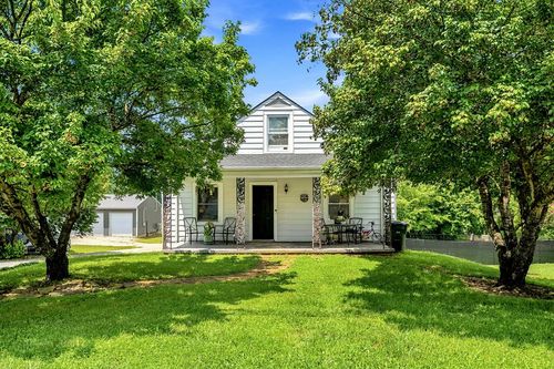 229 Wagoner St, Sparta, TN, 38583-1742 | Card Image