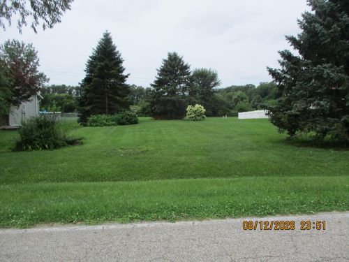 3888 Brookside Dr, Crown Point, IN, 46307-8941 | Card Image