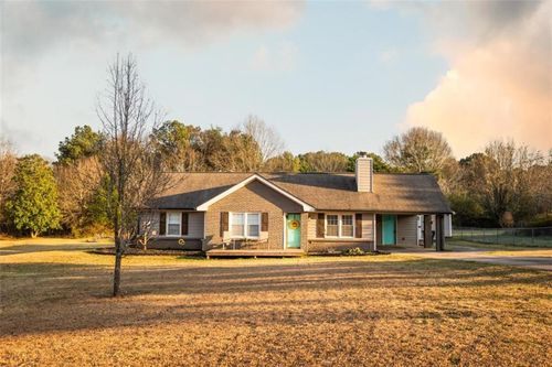 809 Parker Ct Nw, Monroe, GA, 30656-7823 | Card Image