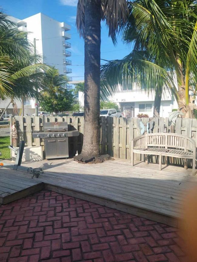 APT-2 - 3201 Canal Dr, Home with 1 bedrooms, 1 bathrooms and null parking in Pompano Beach FL | Image 11
