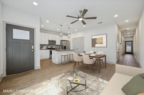 18812 Nicklaus Dr, Lago Vista, TX, 78645-2096 | Card Image