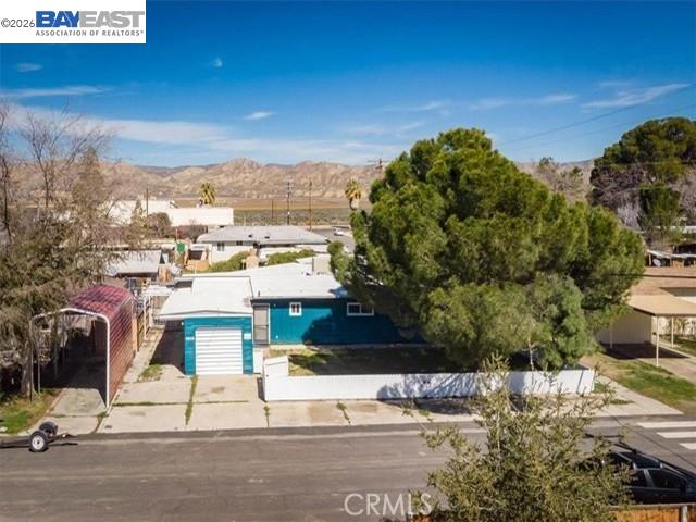 Residential in New Cuyama 4