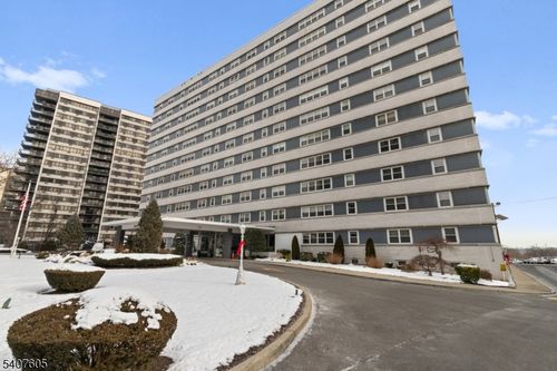 apt-9h-280 Prospect Ave, Hackensack, NJ, 07601-2535 | Card Image