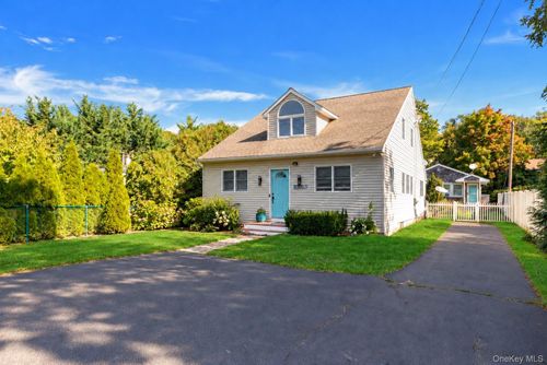 1480 Factory Ave, Mattituck, NY, 11952-1568 | Card Image