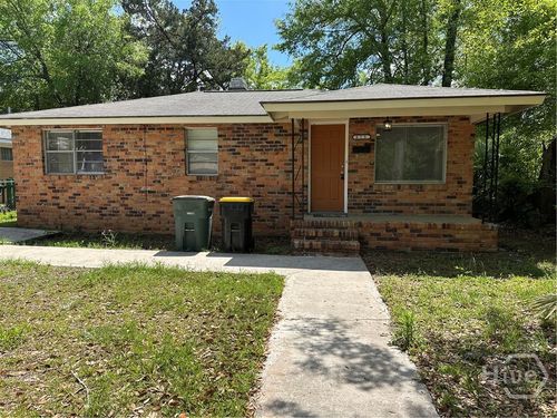815 Waldburg St, savannah, GA, 31401-6238 | Card Image