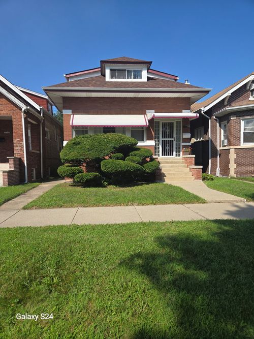 8118 S Rhodes Avenue, Chicago, IL, 60619 | Card Image