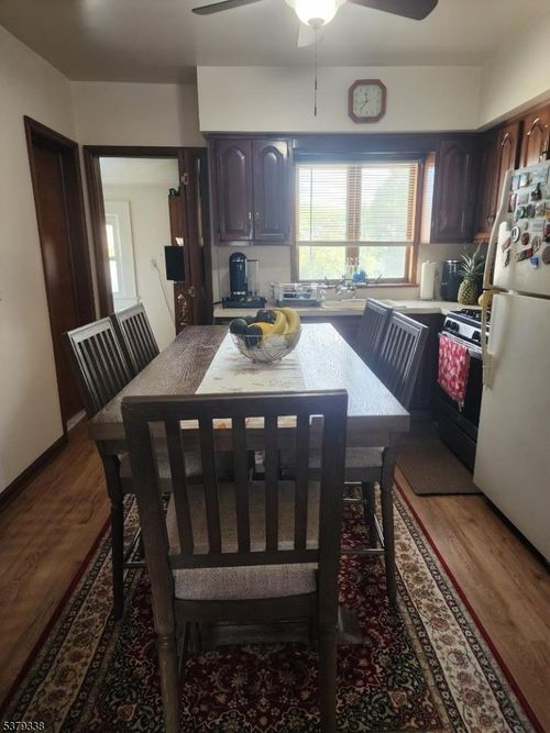 11 South St, Madison, NJ, 07940-1509 | Card Image