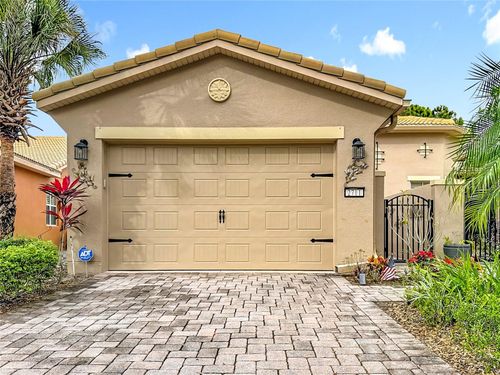 2711 Palm Tree Dr, KISSIMMEE, FL, 34759-4078 | Card Image