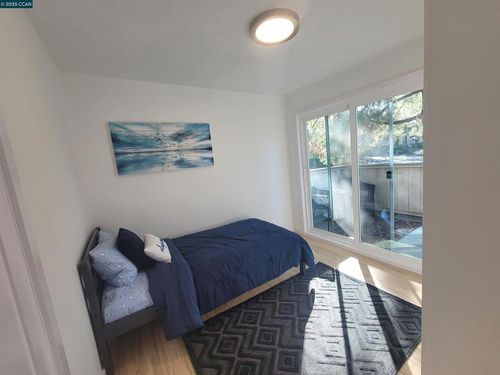 23-375 375 Camelback Rd, Pleasant Hill, CA, 94523 | Card Image