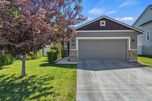 1046 S Red Sand Ave, Kuna, ID, 83634-5431 | Card Image