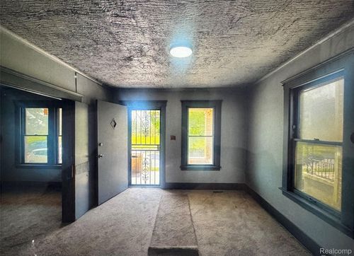 13486 Gallagher St, Detroit, MI, 48212-1610 | Card Image