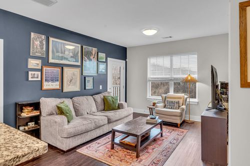 apt-307-6411 Charlotte Road Cir, Nashville, TN, 37209-3062 | Card Image