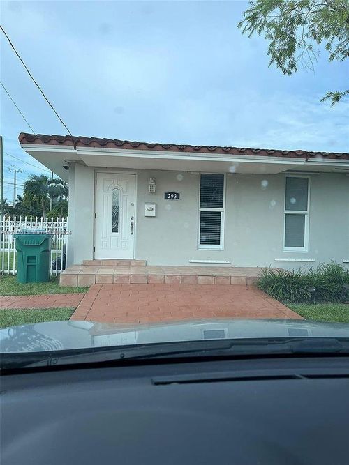 2-293 Nw 73rd Ave, Miami, FL, 33126-4246 | Card Image