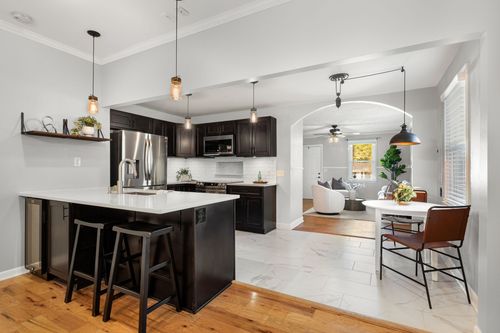 2505 Oakwood Ave, Nashville, TN, 37207-4622 | Card Image