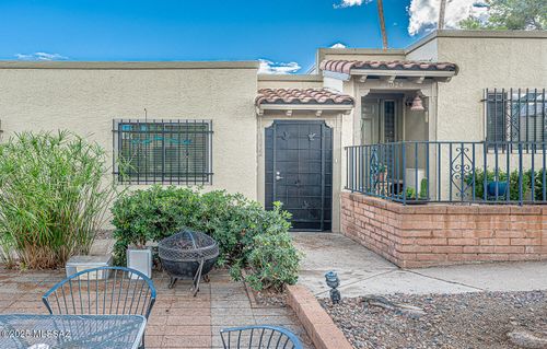1022 S Calle De La Temporada, Green Valley, AZ, 85614 | Card Image